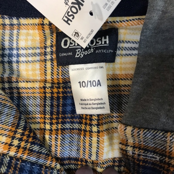 ▪️OshKosh Hooded Flannel - Picture 4 of 6
